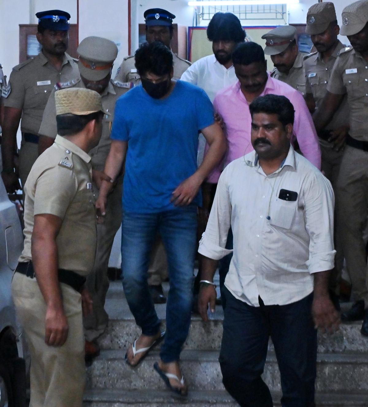 actor srikanth arrested on drugs case